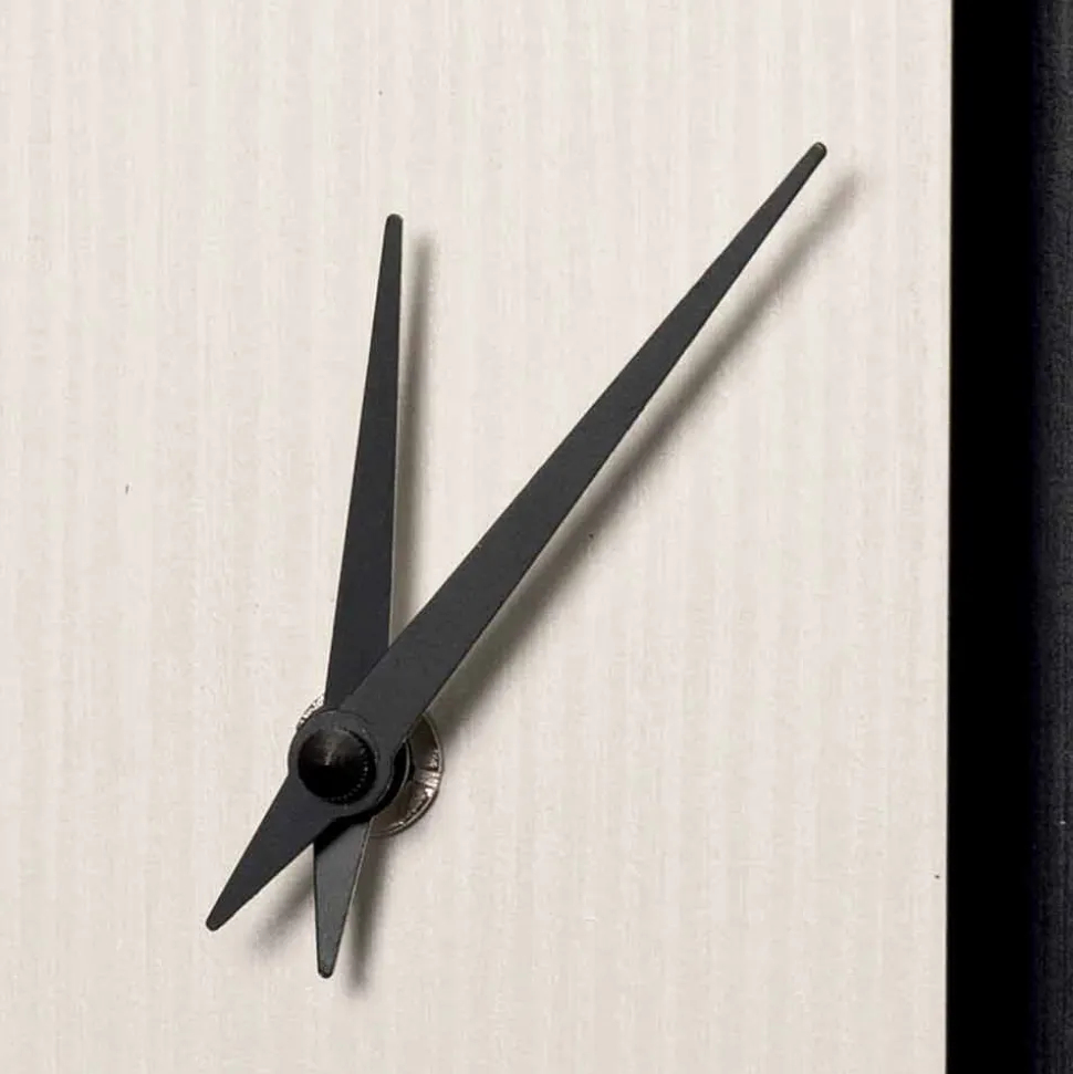 Orologio da Parete in Legno con Decori Tridimensionali Made in Italy - Forrest