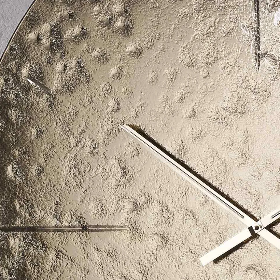 Orologio da Parete in Vetro Fuso Ondulato con Lancette in Ottone - Radia