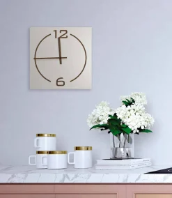 Orologio da Parete Quadrato e Moderno Design in Legno Beige e Marrone - Tabata