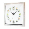 Orologio design moderno con ore rappresentate da sushi Peyton