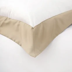 Parure Copripiumino in 100% Cotone e 10% Raso di Cotone con 2 Federe - Dettaglio