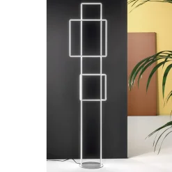 Piantana a LED in Metallo Verniciato Oro o Argento di Design - Formale