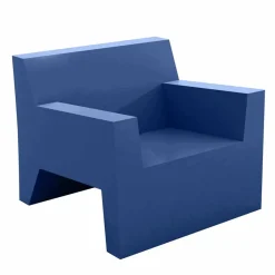 Poltrona da esterno di design Jut by Vondom, in resina di polietilene