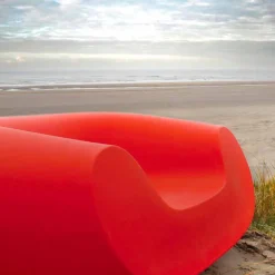 Poltrona da giardino colorata moderna Slide Chubby, fatta in Italia