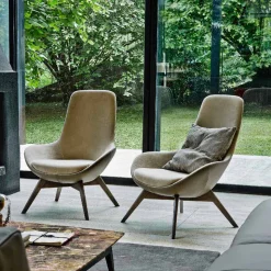 Poltrona da Salotto in Pelle e Tessuto con Base in Legno Made in Italy - Ama