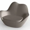 Poltrona in polietilene per esterno Sabinas by Vondom, design moderno