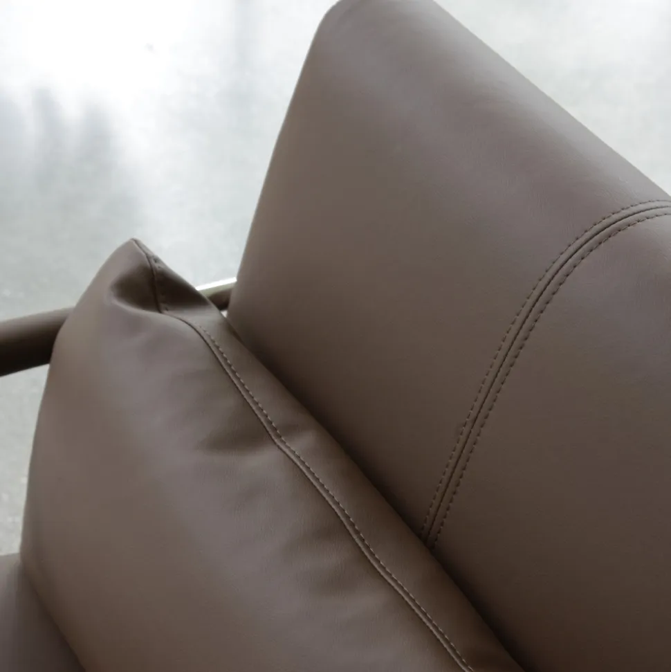Poltroncina in Metallo e Seduta in Ecopelle Made in Italy - Menta