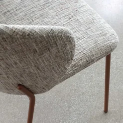 Poltroncina in Metallo e Seduta in Cachemire Neve Made in Italy - Edera