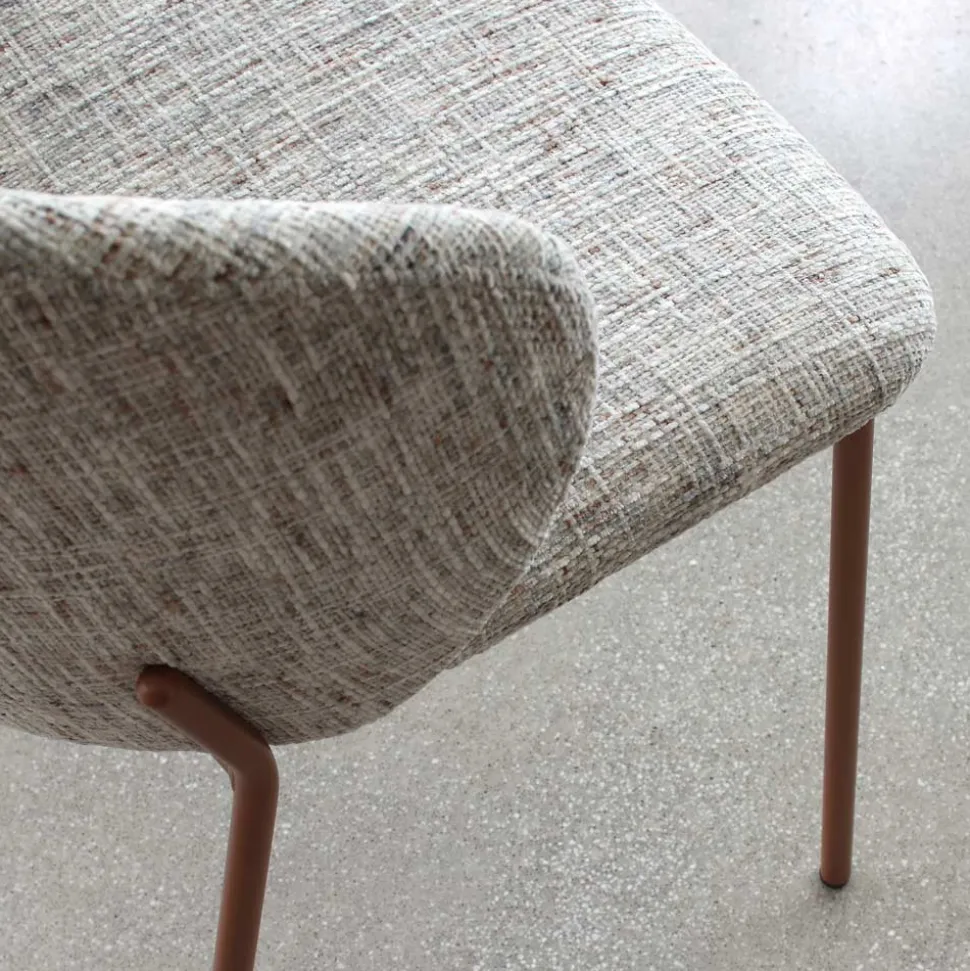Poltroncina in Metallo e Seduta in Cachemire Neve Made in Italy - Edera