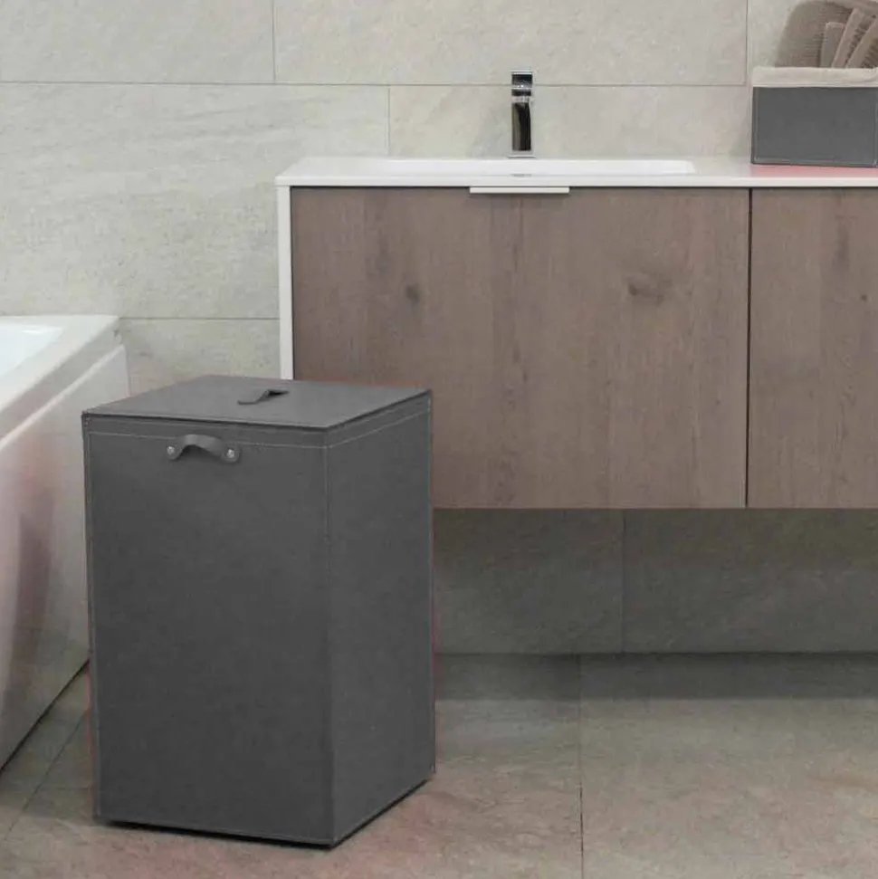 Portabiancheria in cuoio a base quadrata David, made in Italy