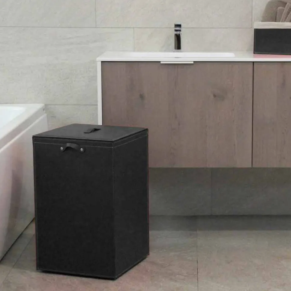 Portabiancheria in cuoio a base quadrata David, made in Italy