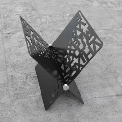 Porta riviste di design Rotokalko by Mabele, realizzato artigianalmente in Italia