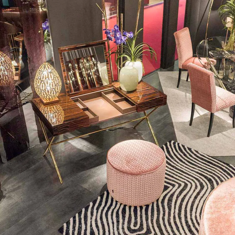 Pouf di design in tessuto Belle 1