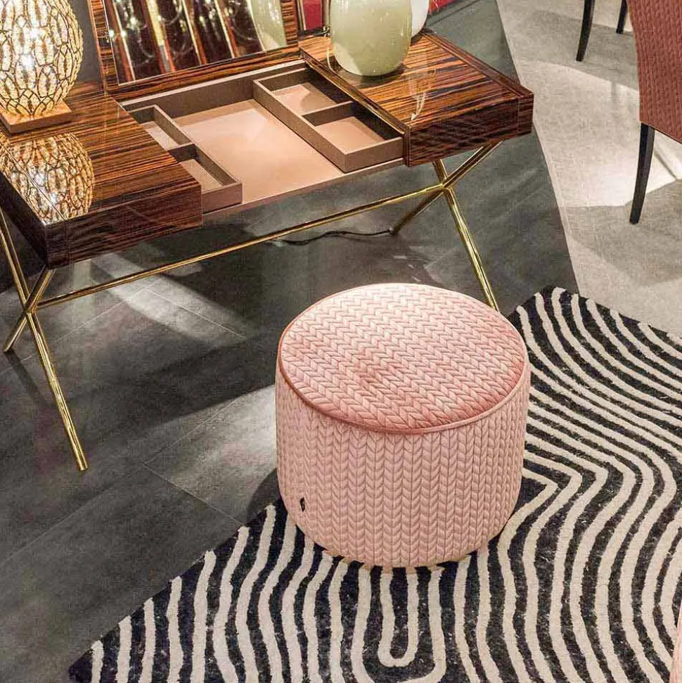 Pouf di design in tessuto Belle 1