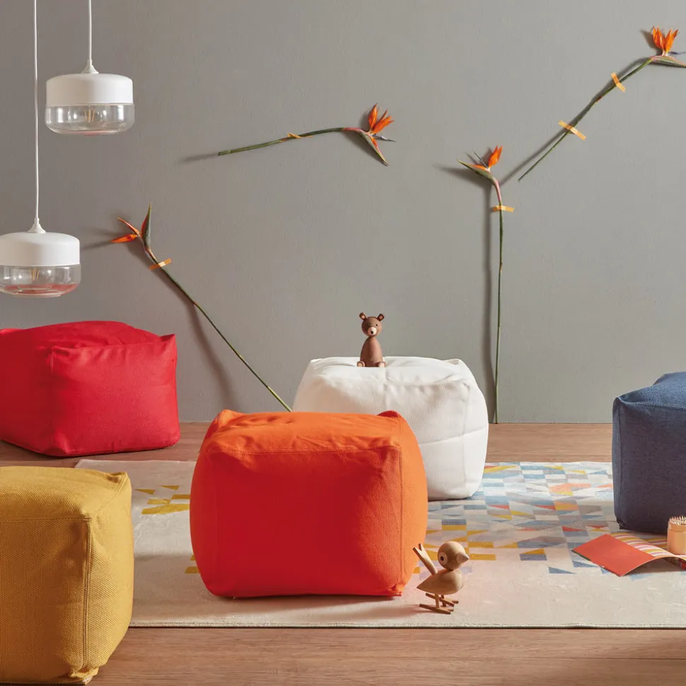 Pouf Morbido Quadrato da Interno ed Esterno in Tessuto Vari Colori - Naemi