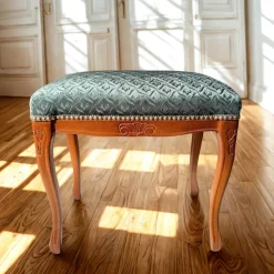 Pouf Stile Classico in Legno di Noce e Tessuto Made in Italy - Luxury
