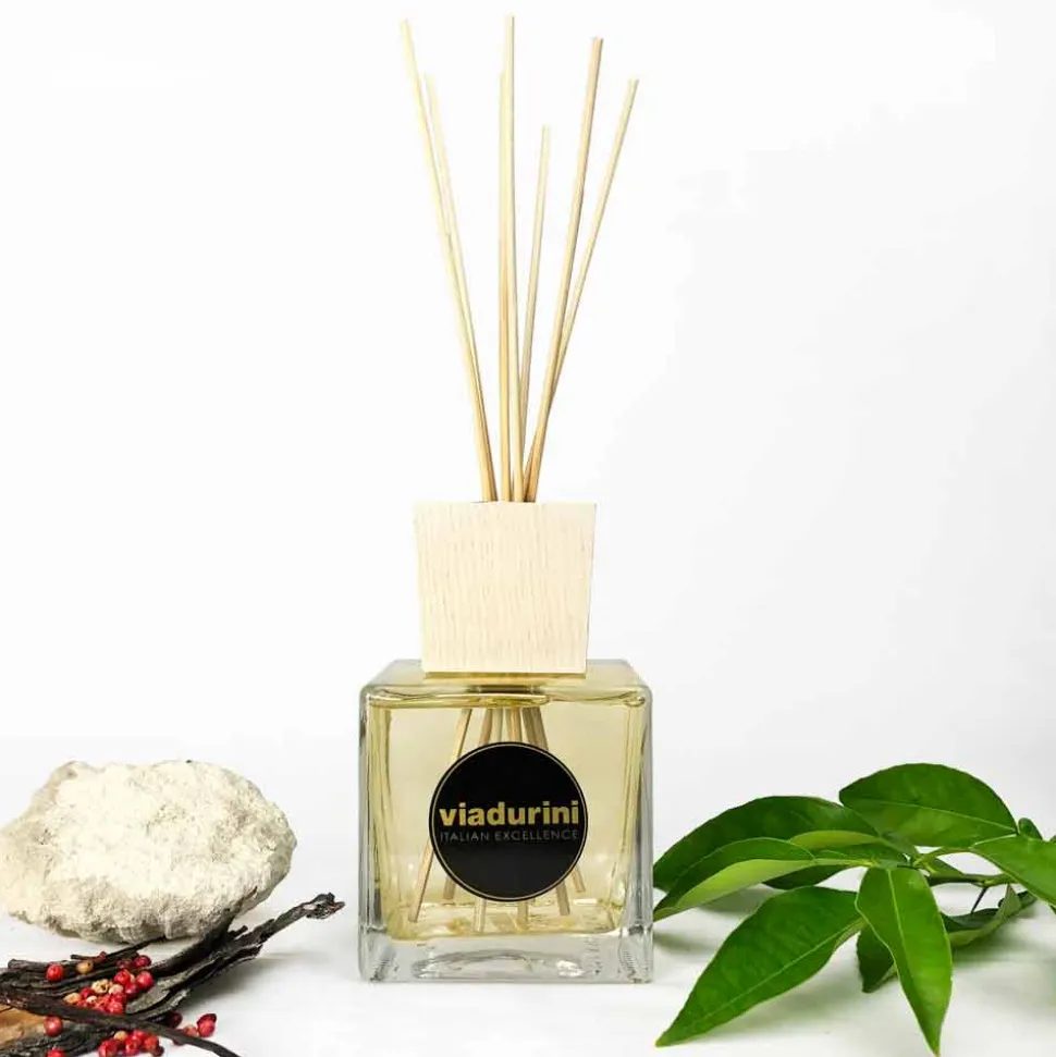 Profumatore Ambiente Fragranza Ambrata 500 ml con Bastoncini - Sassidimatera