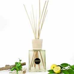 Profumatore Ambiente Fragranza Cuoio 2,5 Lt con Bastoncini - Lavecchiavenezia