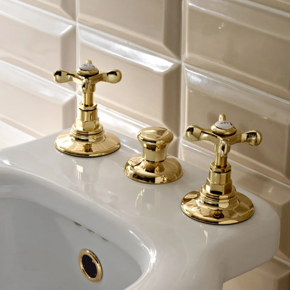 Rubinetteria Bidet a 3 Fori Erogazione Interna in Ottone Fatto a Mano - Fioretta