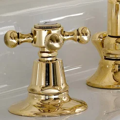 Rubinetteria Lavabo di Design Vintage a 3 Fori in Ottone Made in Italy – Ursula
