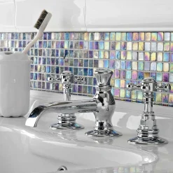 Rubinetteria Vintage da Lavabo a 3 Fori in Ottone Vintage Made in Italy – Elisea