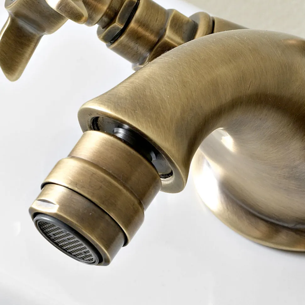 Rubinetto Monoforo per Bidet Classico in Ottone e Maniglie a Farfalla - Miriano