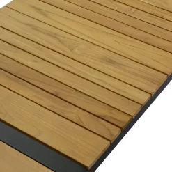 Salotto Realizzato in Alluminio con Dettagli in Teak del Brasile - Diario