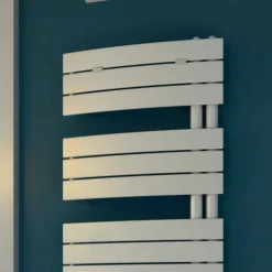 Scaldasalviette elettrico di design in acciaio bianco Sail Scirocco H