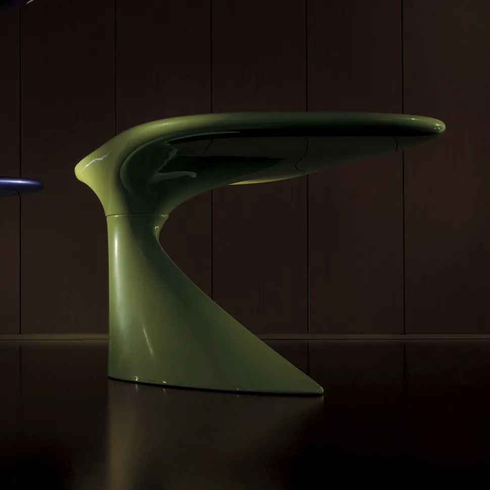 Scrivania di Karim Rashid in resina - Smania