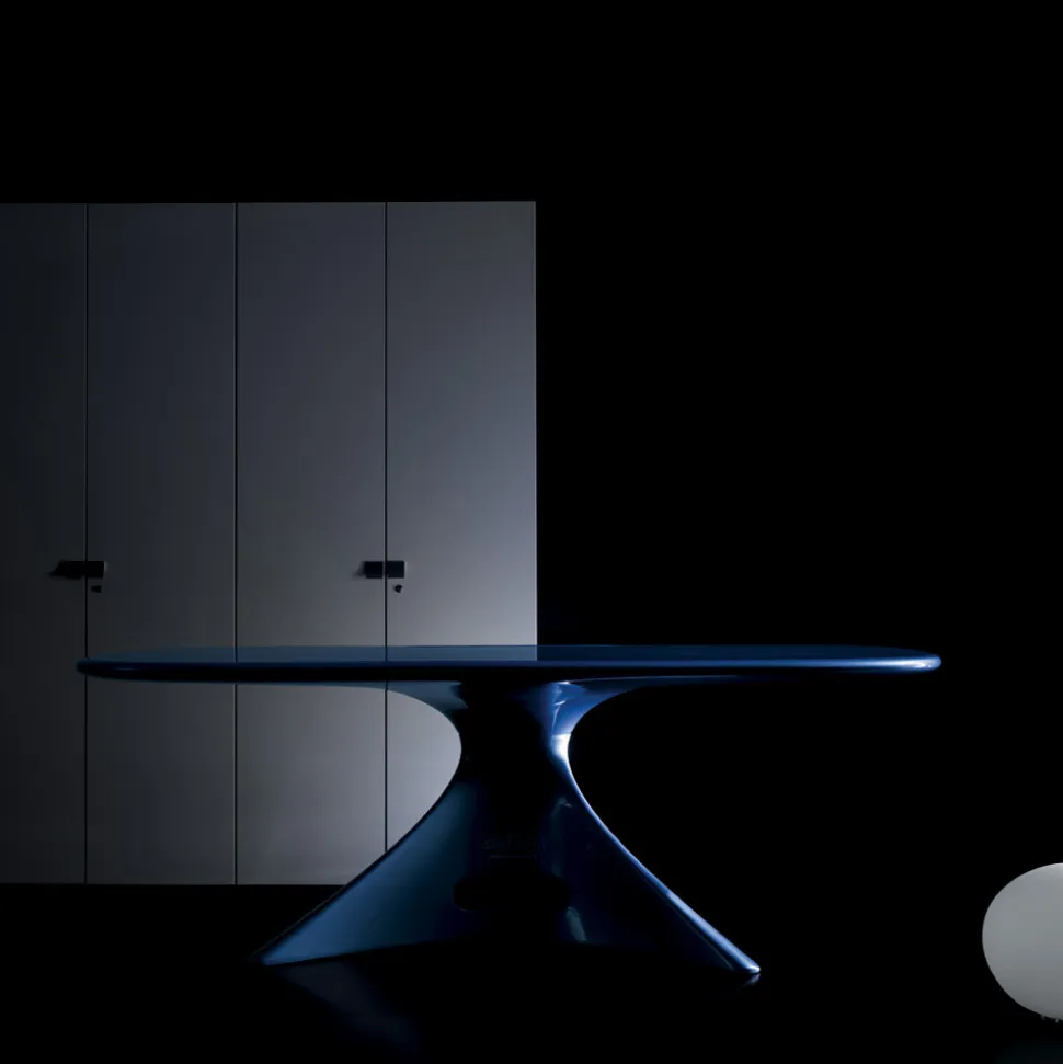 Scrivania di Karim Rashid in resina - Smania