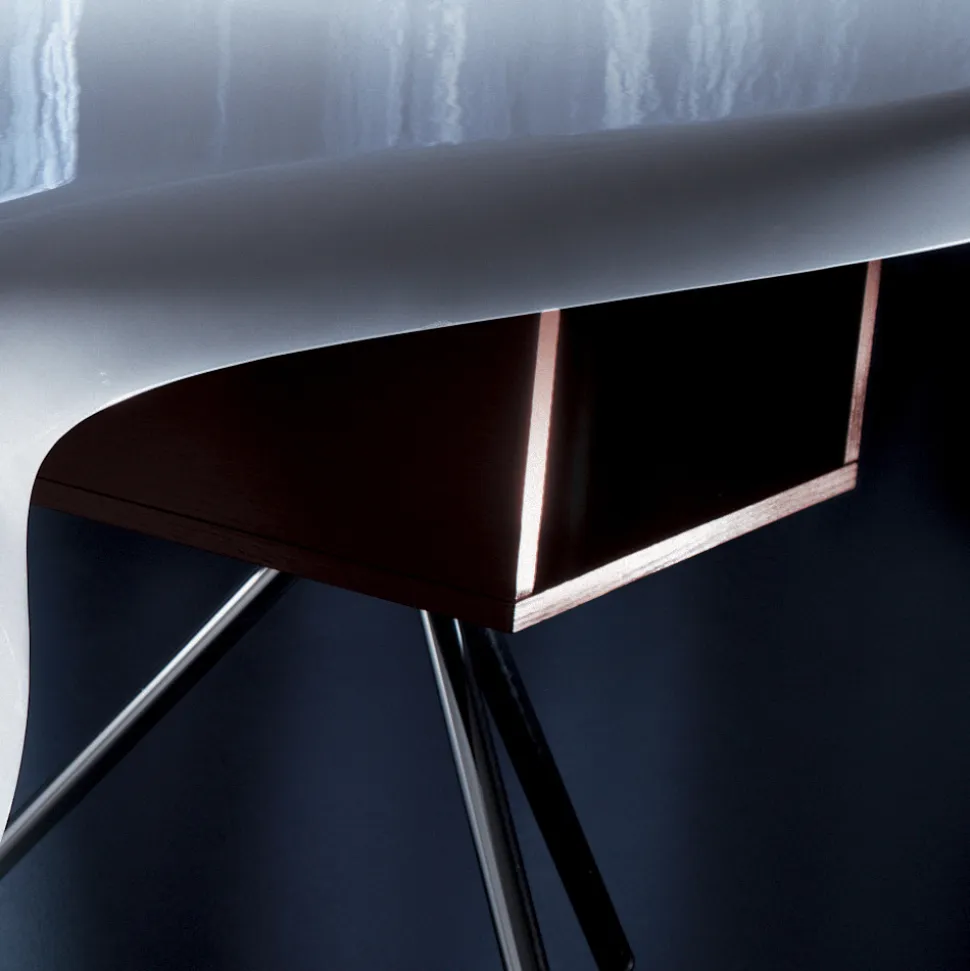 Scrivania direzionale di Karim Rashid in poliuretano in Diverse Finiture - James