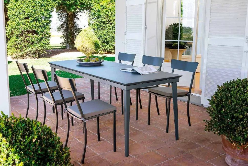 Sedia da Esterno Impilabile in Metallo Verniciato Made in Italy, 4 Pezzi - Tulle