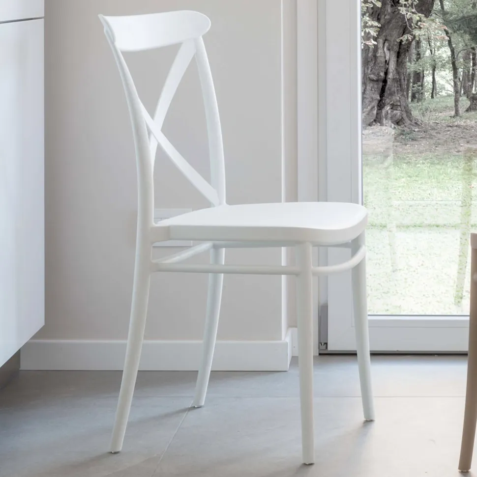 Sedia da Interno e Esterno Impilabile in Resina Rinforzata con Fiberglass - Naira