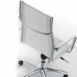 Sedia direzionale di design prodotta in Italia in monotelo rete Agata