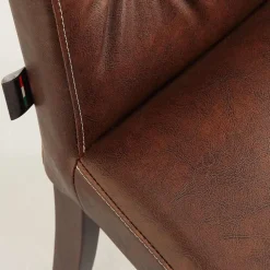 Sedia Imbottita di Design, con Lavorazione Capitonnè - Diana