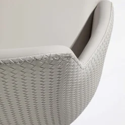 Sedia in Ecopelle con Schienale Decorato e Base in Metallo Nero, 2 Pezzi - Nima