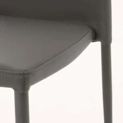 Sedia in metallo rivestita in ecopelle Caserta, design moderno