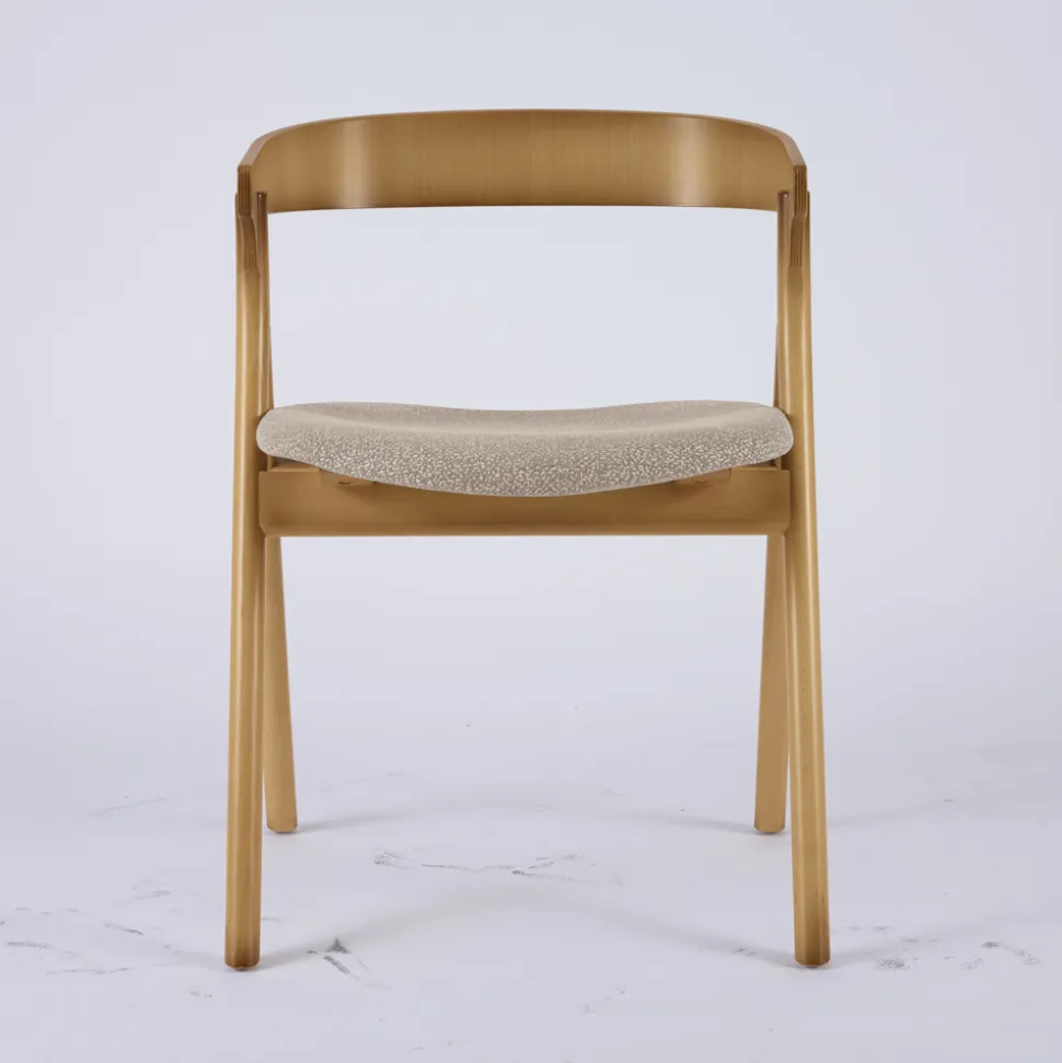 Sedia Moderna da Soggiorno in Diversi Tessuti con scocca in Legno - Wolter