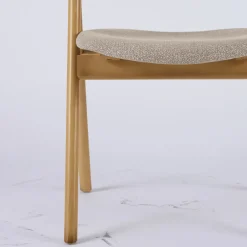 Sedia Moderna da Soggiorno in Diversi Tessuti con scocca in Legno - Wolter