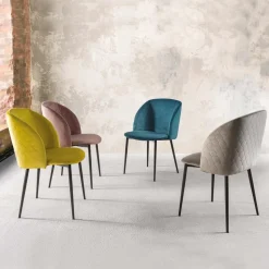 Sedia per Sala da Pranzo in Velluto con Gambe in Metallo Nero, 4 Pezzi - Hanna