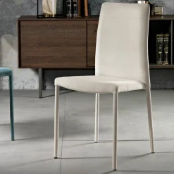 Sedia per sala da pranzo moderna in tessuto fatta in Italia, Porzia
