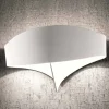 Selene Scudo applique in acciaio verniciato dal design moderno