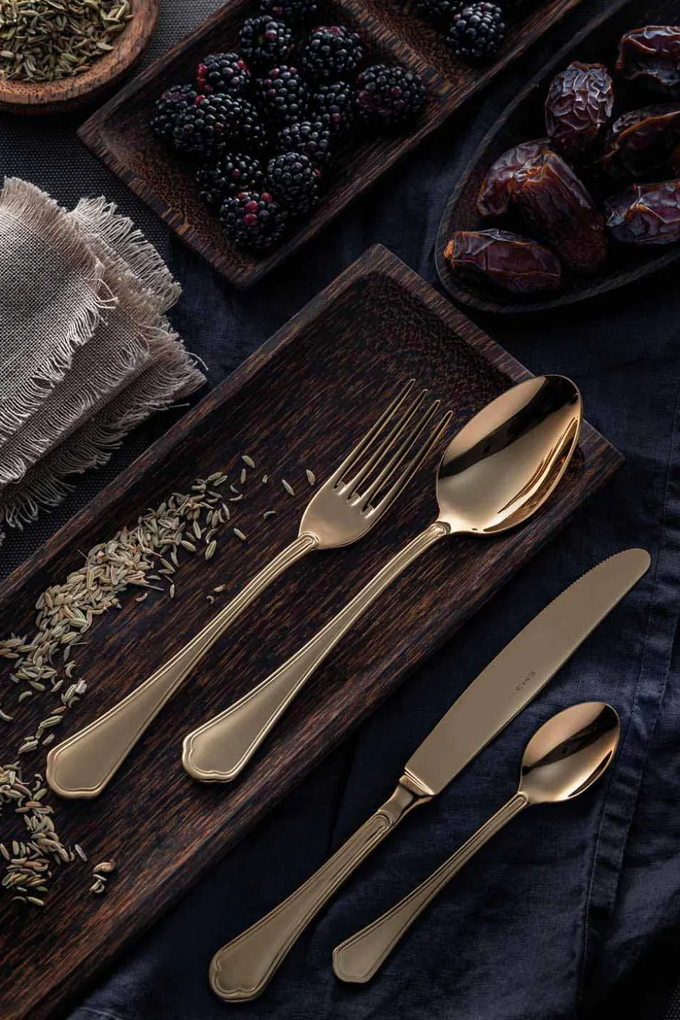 Servizio Completo di Posate in Acciaio Inox Design di Lusso 24 Pezzi - Boss