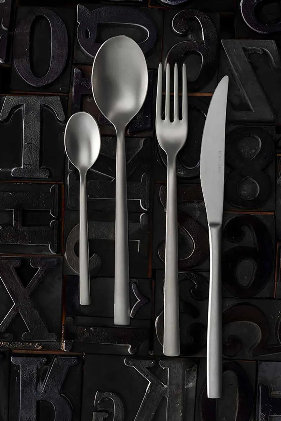 Servizio Posate in Acciaio Inox Sabbiato 24 Pezzi di Design Elegante - Ronfo