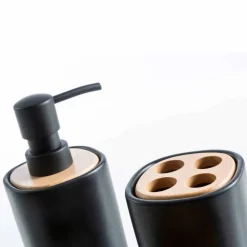 Set accessori moderni per bagno in ceramica e legno Carsoli