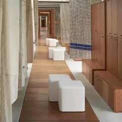 Sgabello a cubo morbido in poliuretano Slide Soft Cube made Italy