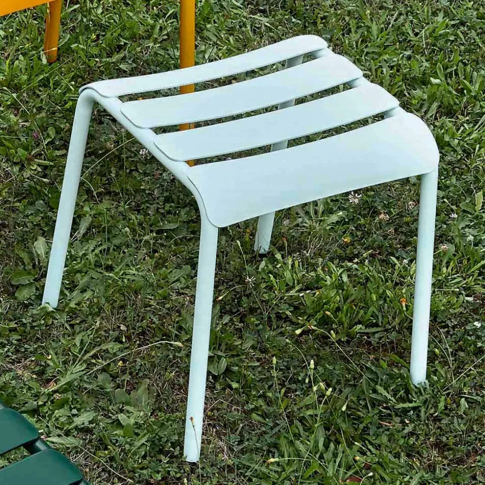 Sgabello Basso in Alluminio Verniciato da Esterno Made in Italy - Sondra