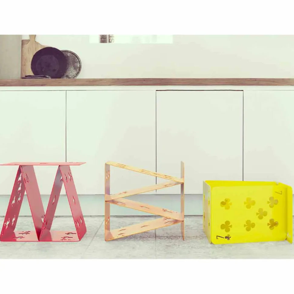 Sgabello – tavolino- portariviste ComeQuandoFuoriPiove Mabele, design multiuso