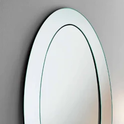 Specchiera Ovale da Terra Moderna con Cornice Inclinata Made in Italy – Salamina