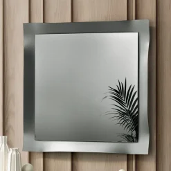 Specchio con Cornice Sagomata Disponibile in 3 Misure e 2 Colori - Carolina